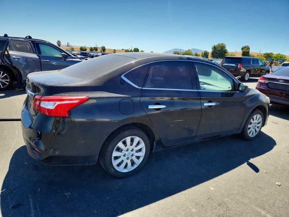 Aukcja sprzedaży 2017 Nissan Sentra, vin: 3N1AB7AP4HY217090, numer aukcji: 63172536