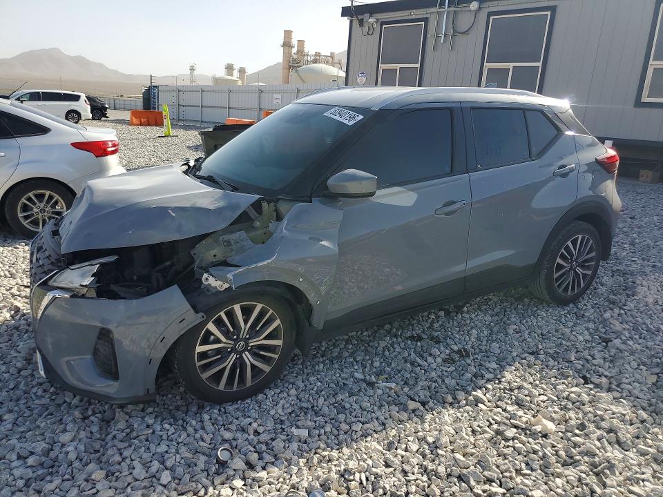 60940196 :رقم المزاد ، 3N1CP5CV8ML545209 vin ، 2021 Nissan Kicks مزاد بيع