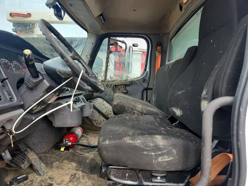 Продажа на аукционе авто 2022 Freightliner M2, vin: 3ALHCYFE5NDMV0404, номер лота: 60009246