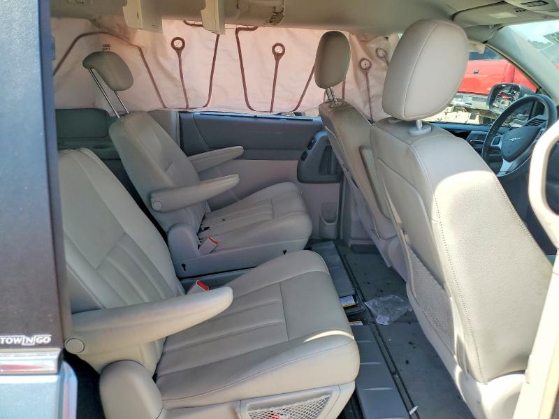 59960236 :رقم المزاد ، 2A4RR5DX2AR194730 vin ، 2010 Chrysler Town & Country مزاد بيع