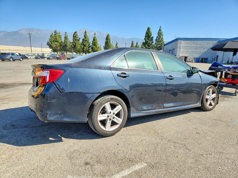 2012 Toyota Camry მანქანა იყიდება აუქციონზე, vin: 4T1BF1FK5CU155089, აუქციონის ნომერი: 63015476