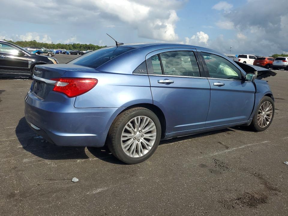 59291756 :رقم المزاد ، 1C3BC2FBXBN615850 vin ، 2011 Chrysler 200 مزاد بيع