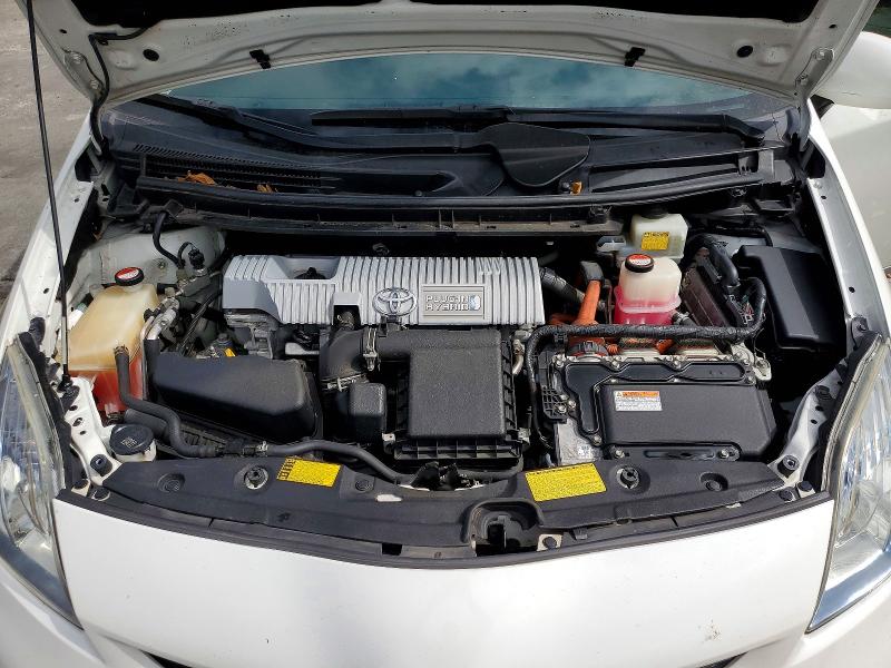 61620256 :رقم المزاد ، JTDKN3DP6E3062687 vin ، 2014 Toyota Prius Plug-in Hybrid مزاد بيع