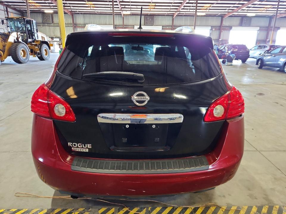 61585056 :رقم المزاد ، JN8AS5MT9FW668177 vin ، 2015 Nissan Rogue Select مزاد بيع