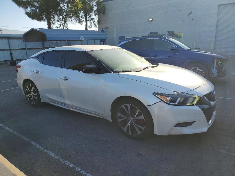 62523286 :رقم المزاد ، 1N4AA6AP3HC439452 vin ، 2017 Nissan Maxima مزاد بيع