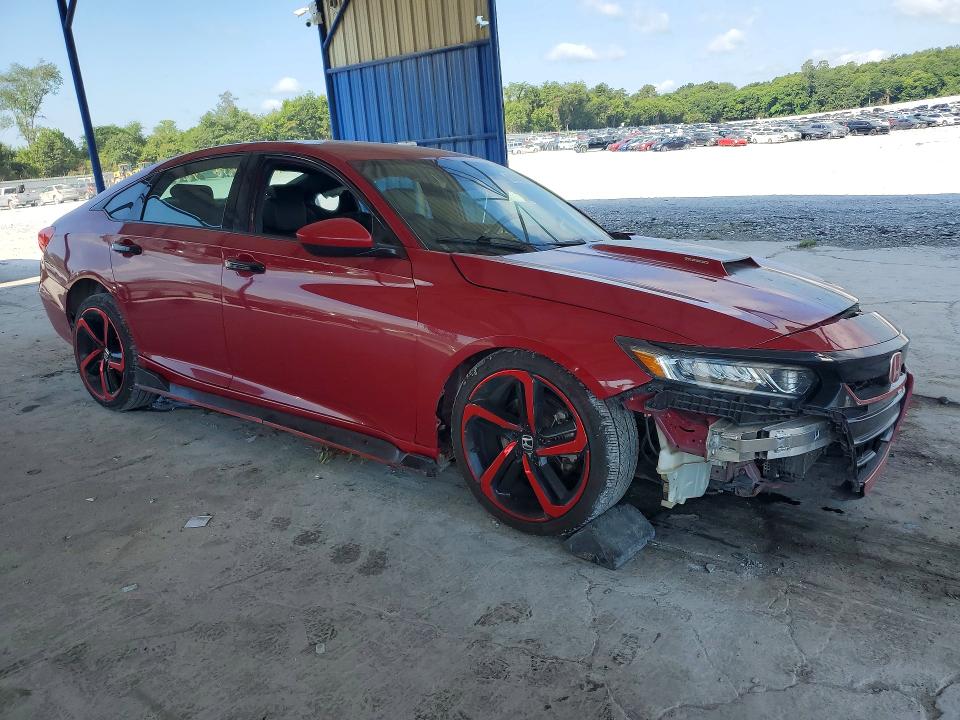 60363006 :رقم المزاد ، 1HGCV1F33JA191139 vin ، 2018 Honda Accord مزاد بيع