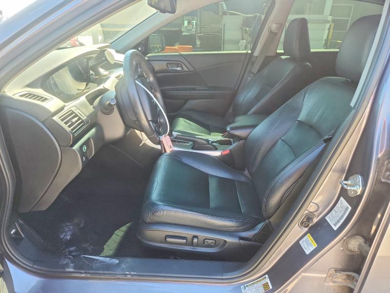 60232696 :رقم المزاد ، 1HGCR2F89FA216106 vin ، 2015 Honda Accord مزاد بيع