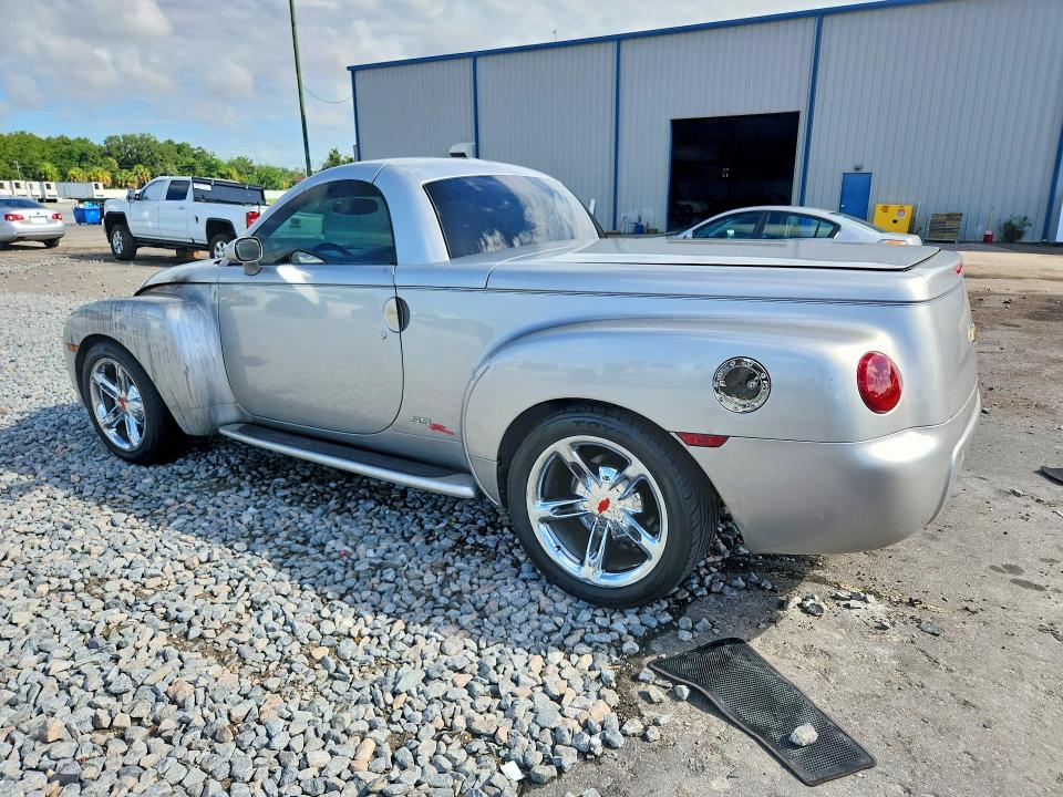 59603076 :رقم المزاد ، 1GCES14P04B109565 vin ، 2004 Chevrolet Ssr مزاد بيع