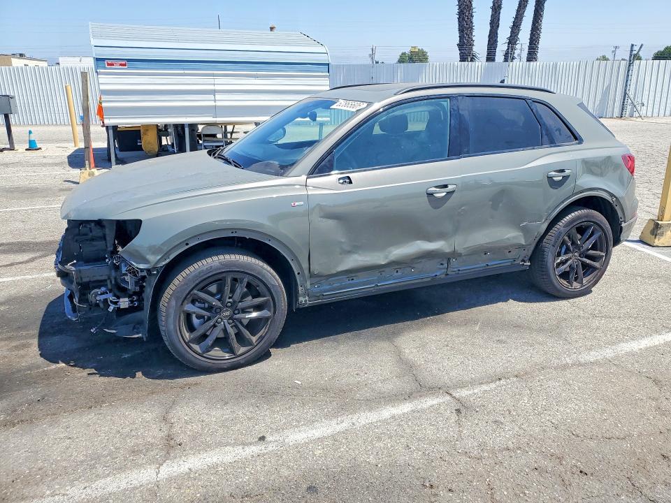 62865606 :رقم المزاد ، WA1DECF35S1000928 vin ، 2025 Audi Q3 مزاد بيع