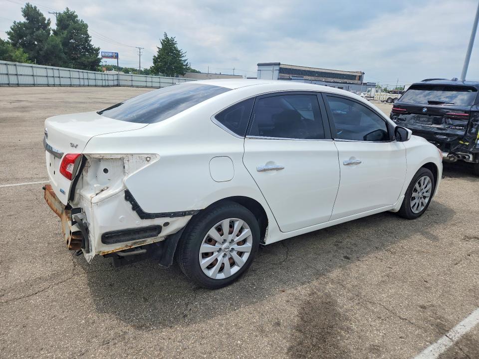 Продажа на аукционе авто 2014 Nissan Sentra, vin: 3N1AB7AP5EL647512, номер лота: 62599636