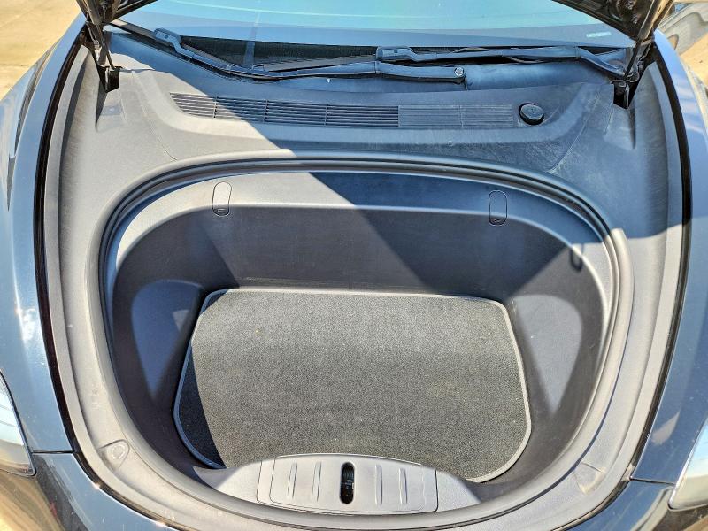 Продажа на аукционе авто 2018 Tesla Model 3, vin: 5YJ3E1EAXJF152554, номер лота: 62583746