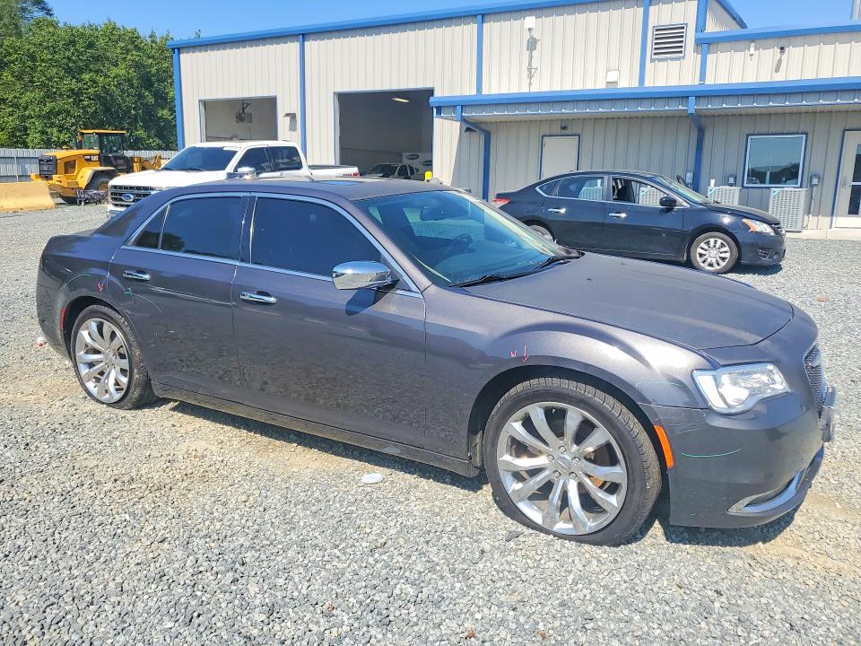 59682946 :رقم المزاد ، 2C3CCAEG4KH585684 vin ، 2019 Chrysler 300 مزاد بيع