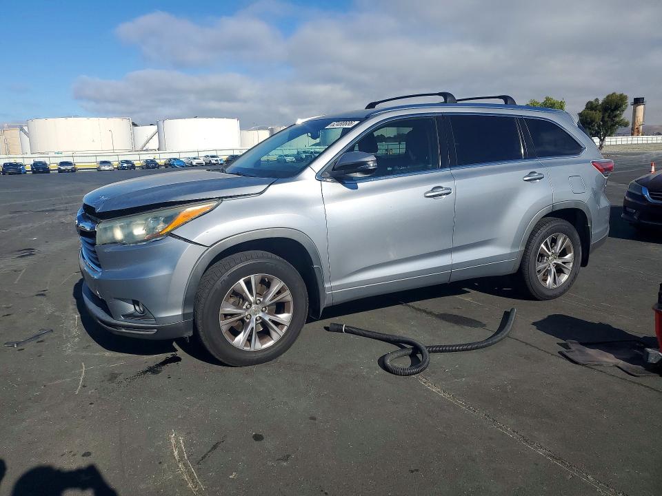 Продажа на аукционе авто 2015 Toyota Highlander, vin: 5TDJKRFH7FS113417, номер лота: 62480686