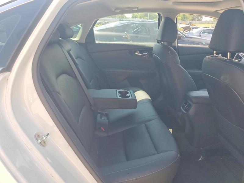 61003836 :رقم المزاد ، 3KPF54AD4ME388366 vin ، 2021 Kia Forte مزاد بيع