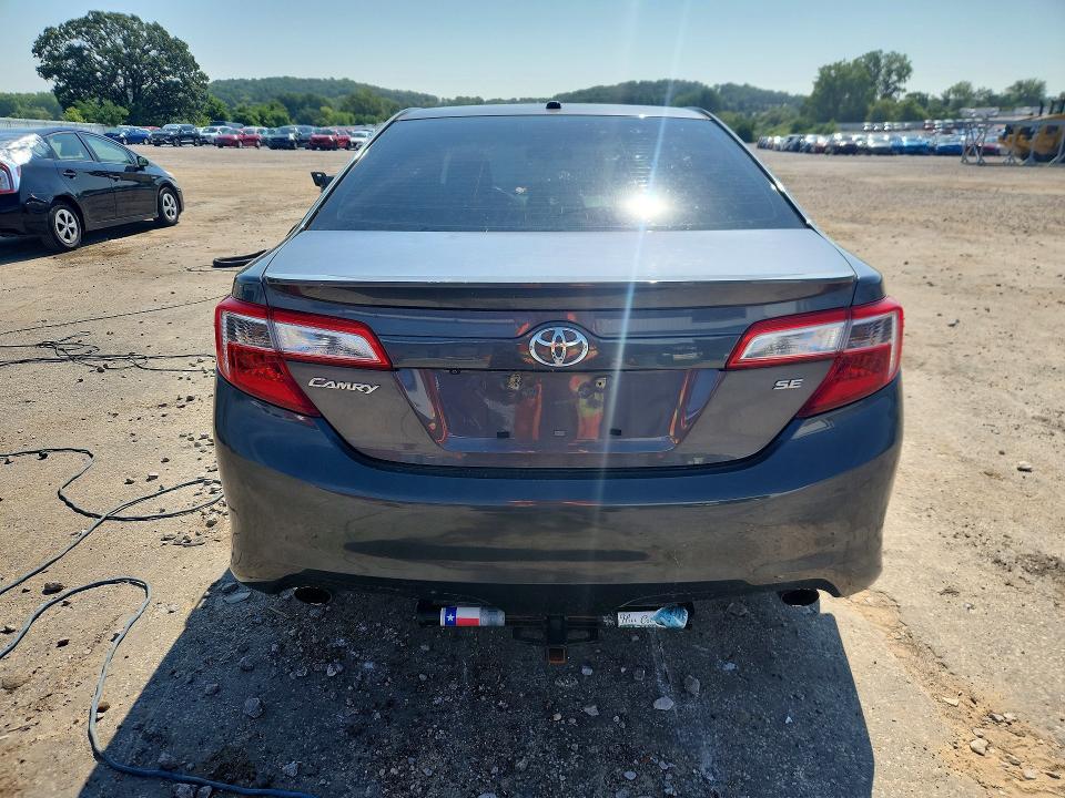 57572046 :رقم المزاد ، 4T1BK1FK2CU014640 vin ، 2012 Toyota Camry مزاد بيع