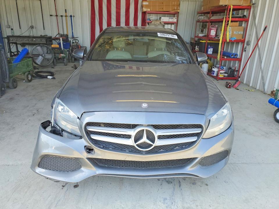 2018 Mercedes-benz C მანქანა იყიდება აუქციონზე, vin: 55SWF4JB8JU241418, აუქციონის ნომერი: 59029746