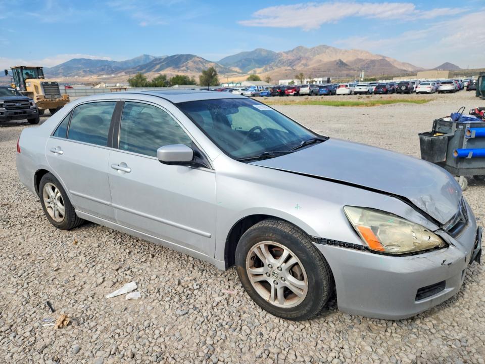 Продаж на аукціоні авто 2006 Honda Accord, vin: 1HGCM56856A011964, номер лоту: 60118866