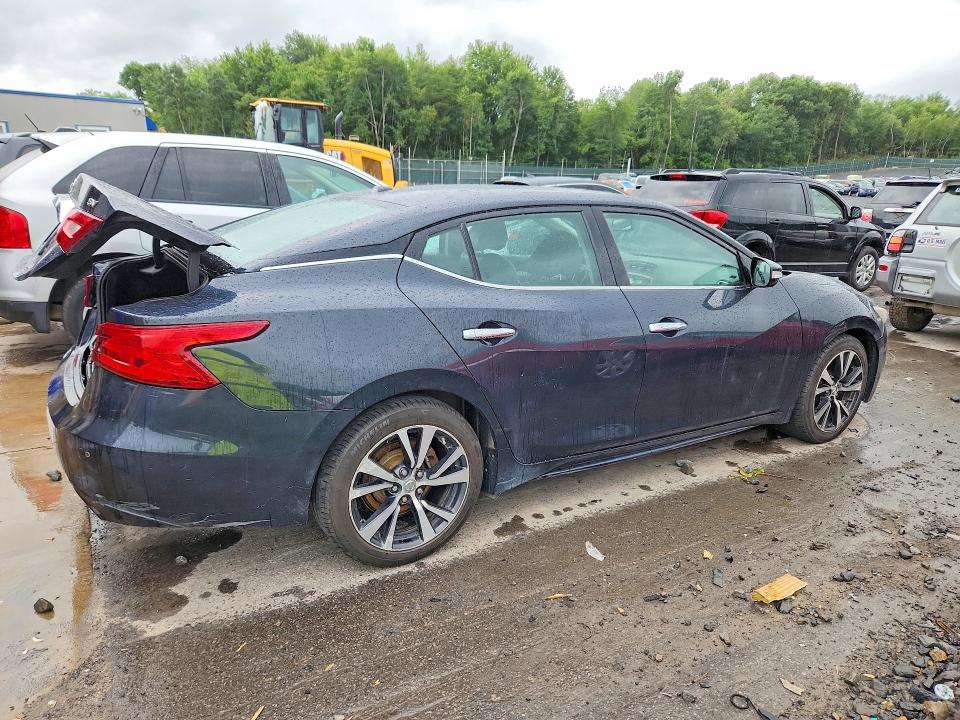 62900016 :رقم المزاد ، 1N4AA6AP1HC425758 vin ، 2017 Nissan Maxima مزاد بيع