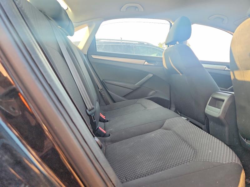 Продажа на аукционе авто 2015 Volkswagen Passat, vin: 1VWAS7A38FC081124, номер лота: 62820436