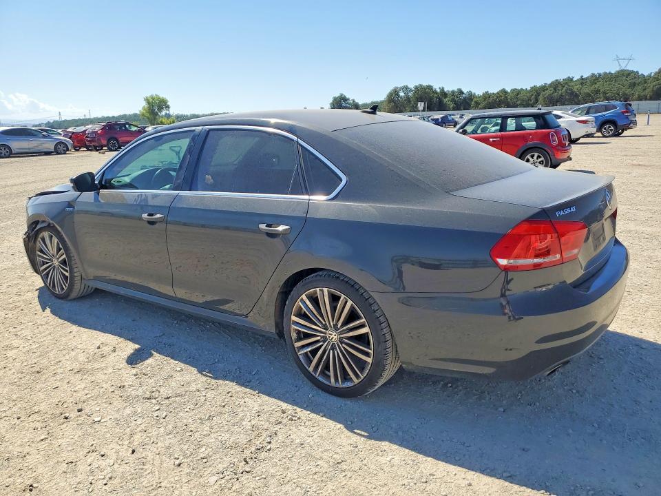 2015 Volkswagen Passat მანქანა იყიდება აუქციონზე, vin: 1VWBT7A39FC048084, აუქციონის ნომერი: 60803766