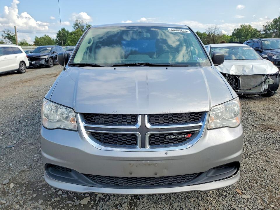 2017 Dodge Grand Caravan მანქანა იყიდება აუქციონზე, vin: 2C4RDGBGXHR812793, აუქციონის ნომერი: 63000826