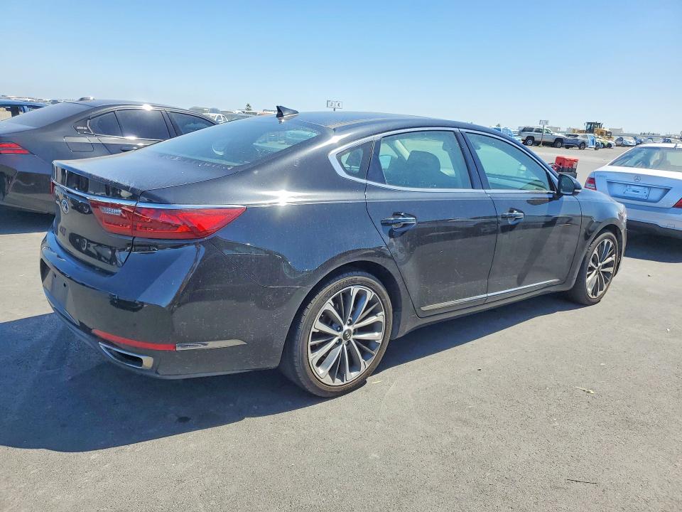 2019 Kia Cadenza მანქანა იყიდება აუქციონზე, vin: KNALC4J12K5153579, აუქციონის ნომერი: 60045596