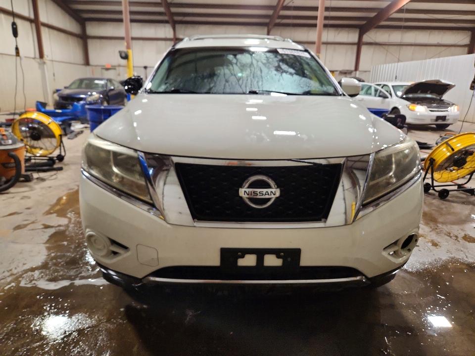 Продажа на аукционе авто 2015 Nissan Pathfinder, vin: 5N1AR2MM9FC692099, номер лота: 61388826
