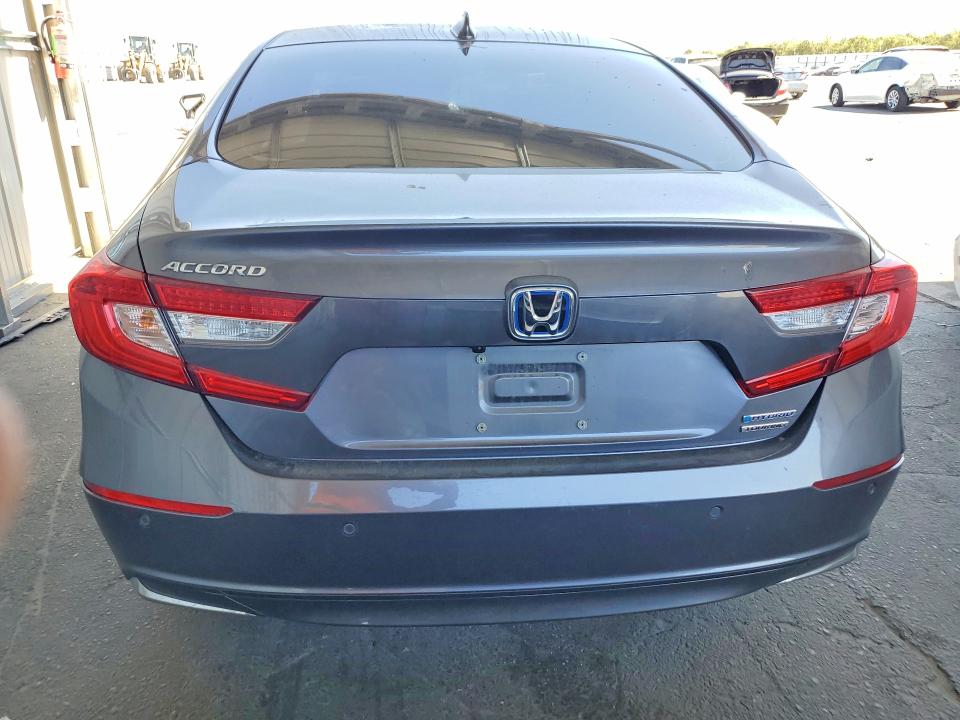 61964116 :رقم المزاد ، 1HGCV3F90NA015476 vin ، 2022 Honda Accord مزاد بيع