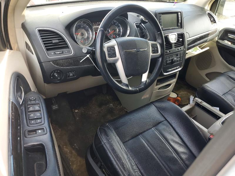 2015 Chrysler Town & Country მანქანა იყიდება აუქციონზე, vin: 2C4RC1BG7FR545528, აუქციონის ნომერი: 63353346