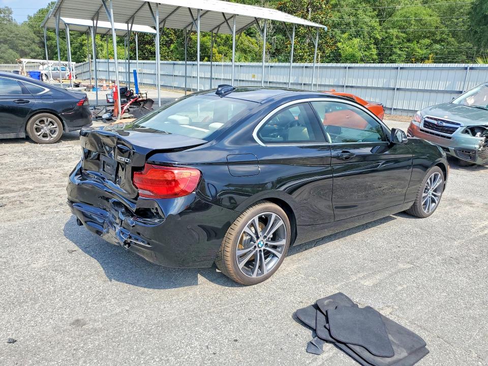 59370256 :رقم المزاد ، WBA2J1C50JVD09281 vin ، 2018 Bmw 230i مزاد بيع