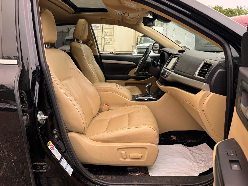 2018 Toyota Highlander მანქანა იყიდება აუქციონზე, vin: 5TDJZRFHXJS897290, აუქციონის ნომერი: 61612596