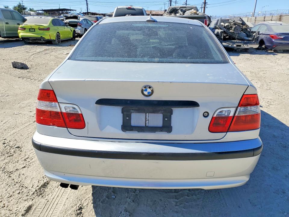 Продажа на аукционе авто 2004 Bmw 325, vin: WBAEV33424KR31405, номер лота: 61984996