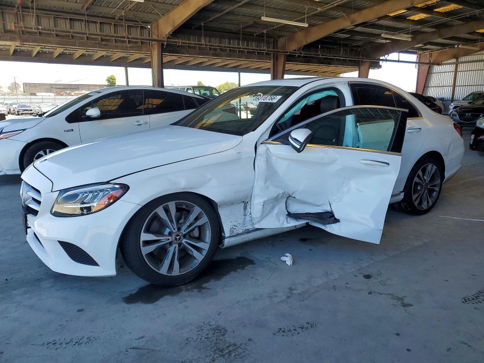 2021 Mercedes-benz C მანქანა იყიდება აუქციონზე, vin: W1KWF8DB0MR650439, აუქციონის ნომერი: 59318766