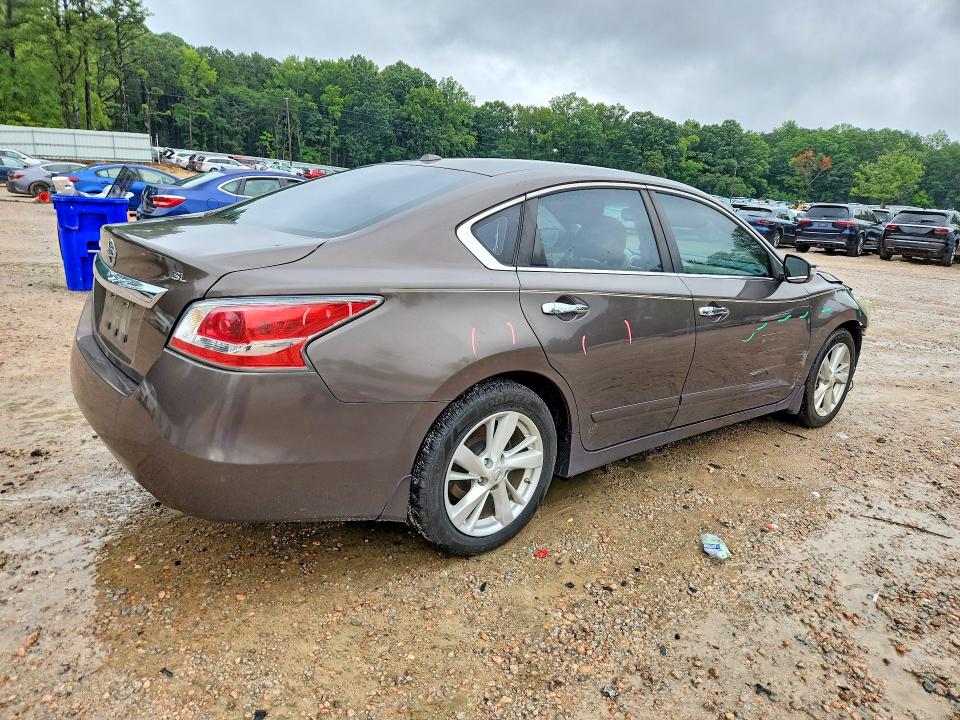 62240496 :رقم المزاد ، 1N4AL3AP3FN394927 vin ، 2015 Nissan Altima مزاد بيع