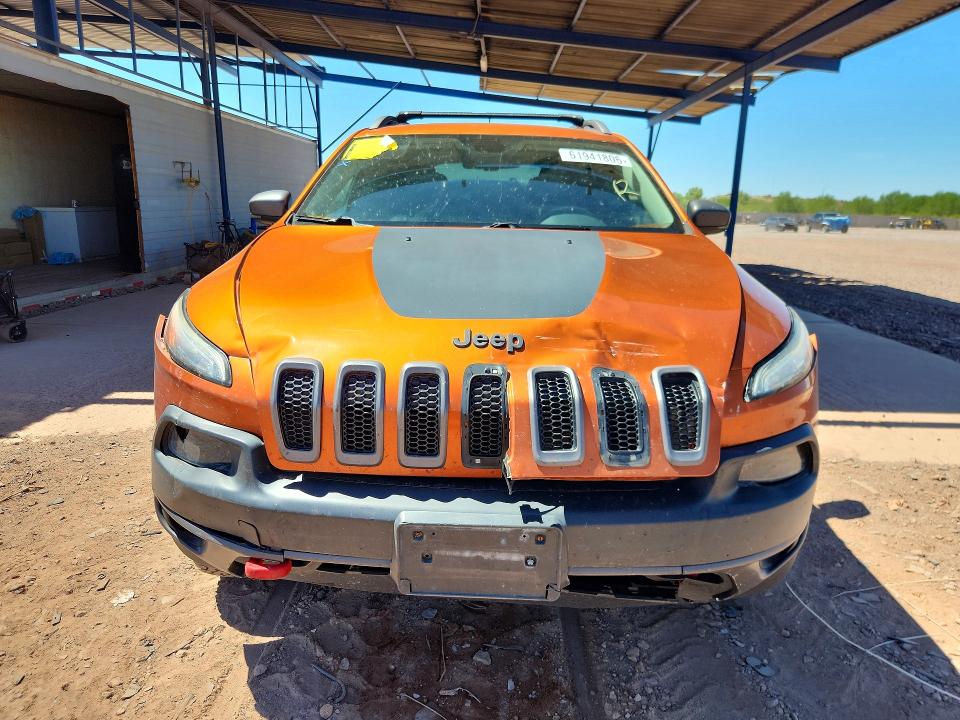 61941806 :رقم المزاد ، 1C4PJMBS5GW267448 vin ، 2016 Jeep Cherokee مزاد بيع