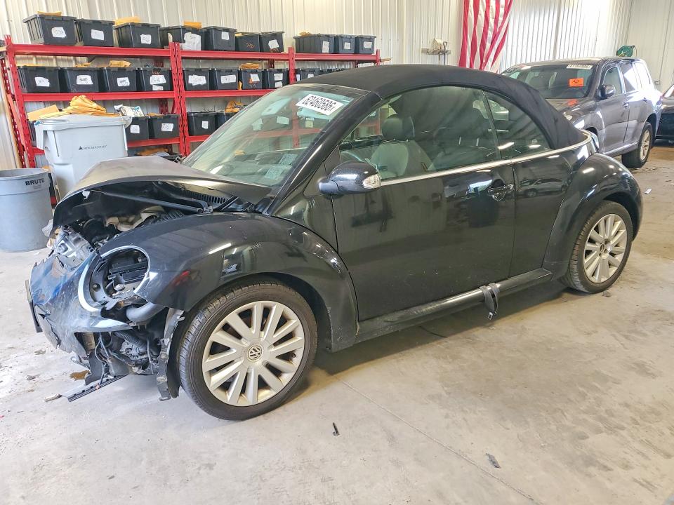 2009 Volkswagen New Beetle მანქანა იყიდება აუქციონზე, vin: 3VWRF31YX9M400845, აუქციონის ნომერი: 62460586