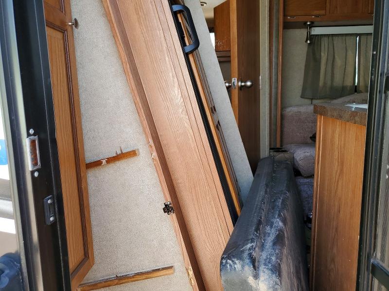 Продаж на аукціоні авто 2015 Rockwood Travel Trailer, vin: 4X4TRLW24FD402760, номер лоту: 59229276