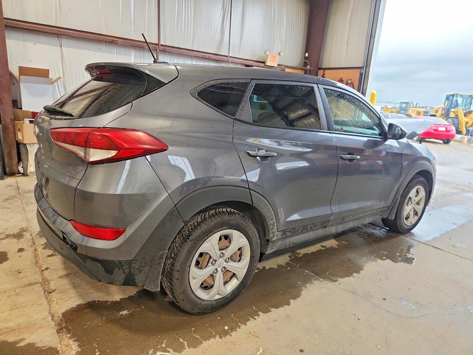 2016 Hyundai Tucson მანქანა იყიდება აუქციონზე, vin: KM8J23A49GU134862, აუქციონის ნომერი: 62660326