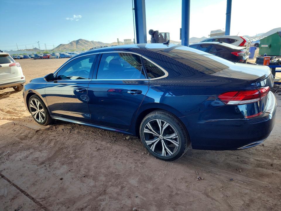 62542636 :رقم المزاد ، 1VWSA7A37NC005772 vin ، 2022 Volkswagen Passat مزاد بيع