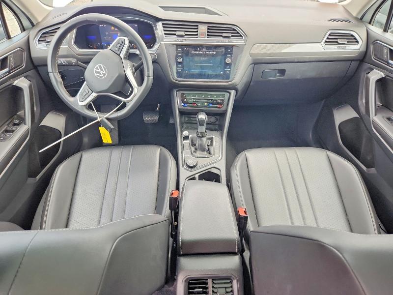 Продажа на аукционе авто 2022 Volkswagen Tiguan, vin: 3VV2B7AX2NM112859, номер лота: 62594096