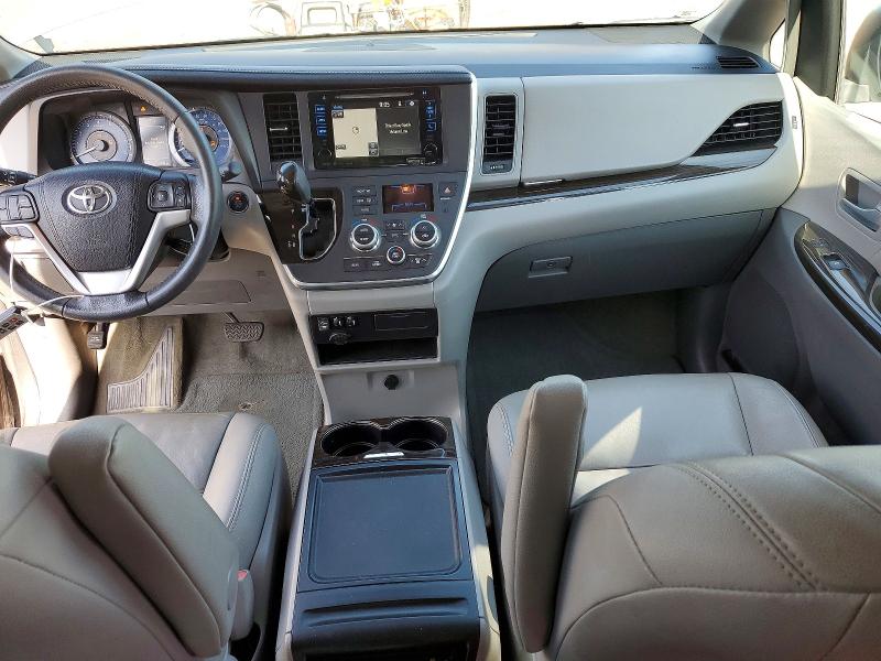 Продаж на аукціоні авто 2017 Toyota Sienna, vin: 5TDYZ3DC5HS813678, номер лоту: 61111476