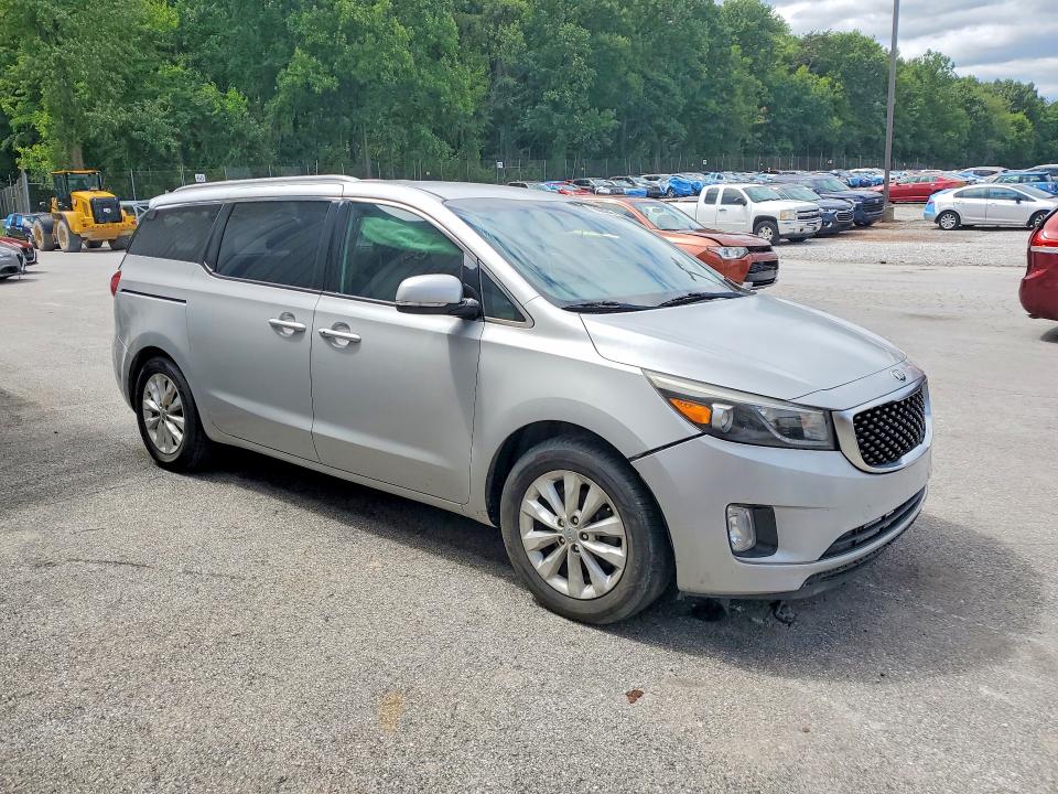 63028246 :رقم المزاد ، KNDMC5C13F6022719 vin ، 2015 Kia Sedona مزاد بيع