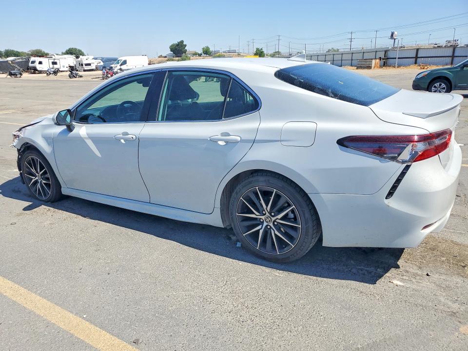 Продажа на аукционе авто 2024 Toyota Camry, vin: 4T1G11AK6RU244285, номер лота: 61382286