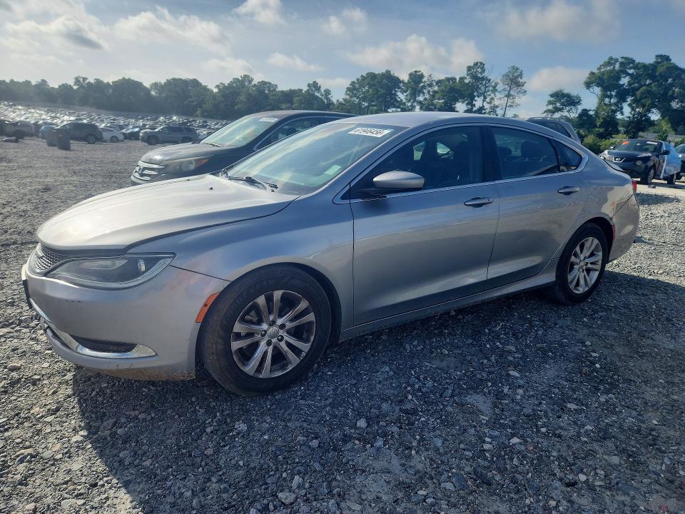61946456 :رقم المزاد ، 1C3CCCABXFN686487 vin ، 2015 Chrysler 200 مزاد بيع