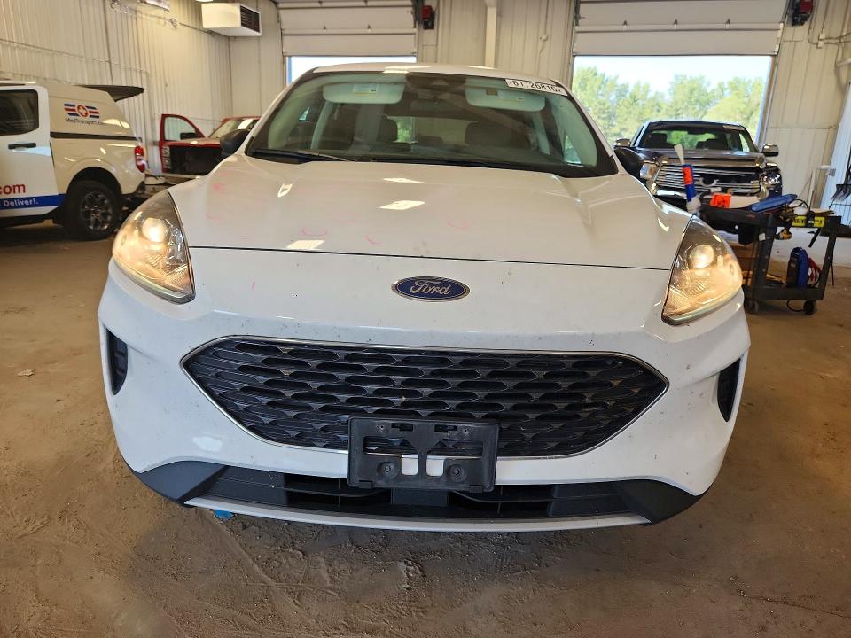 Продажа на аукционе авто 2022 Ford Escape, vin: 1FMCU9G67NUB14847, номер лота: 61726816
