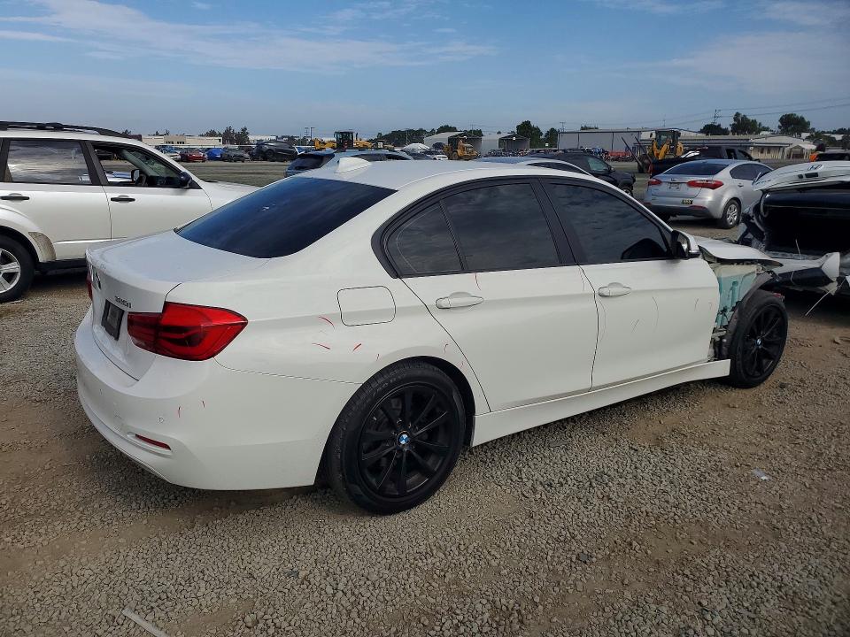 Aukcja sprzedaży 2018 Bmw 320, vin: WBA8E1G53JNU92150, numer aukcji: 61321006