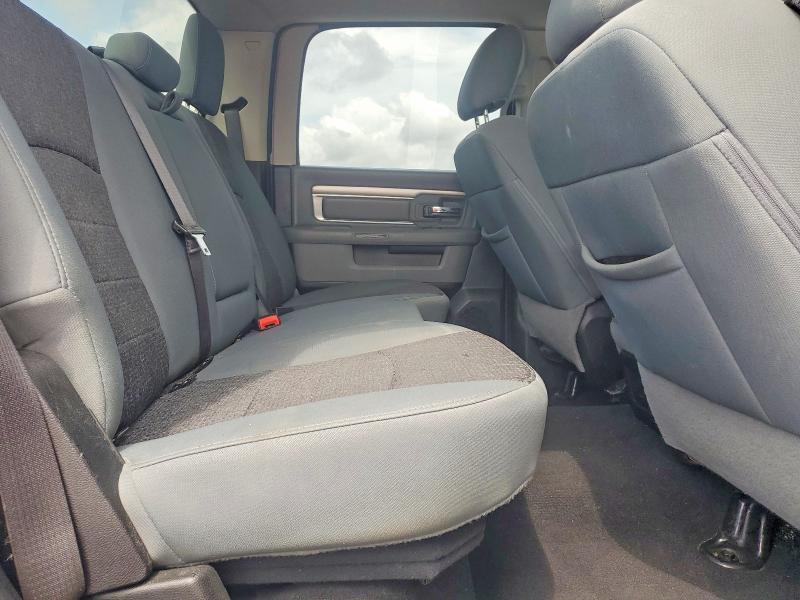 60606096 :رقم المزاد ، 1C6RR6LT4KS549124 vin ، 2019 Ram 1500 Classic مزاد بيع