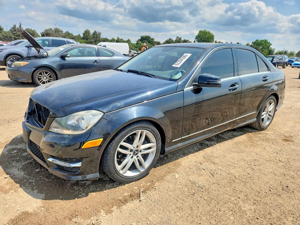 Продажа на аукционе авто 2012 Mercedes-benz C, vin: WDDGF8BB3CR195978, номер лота: 62264596