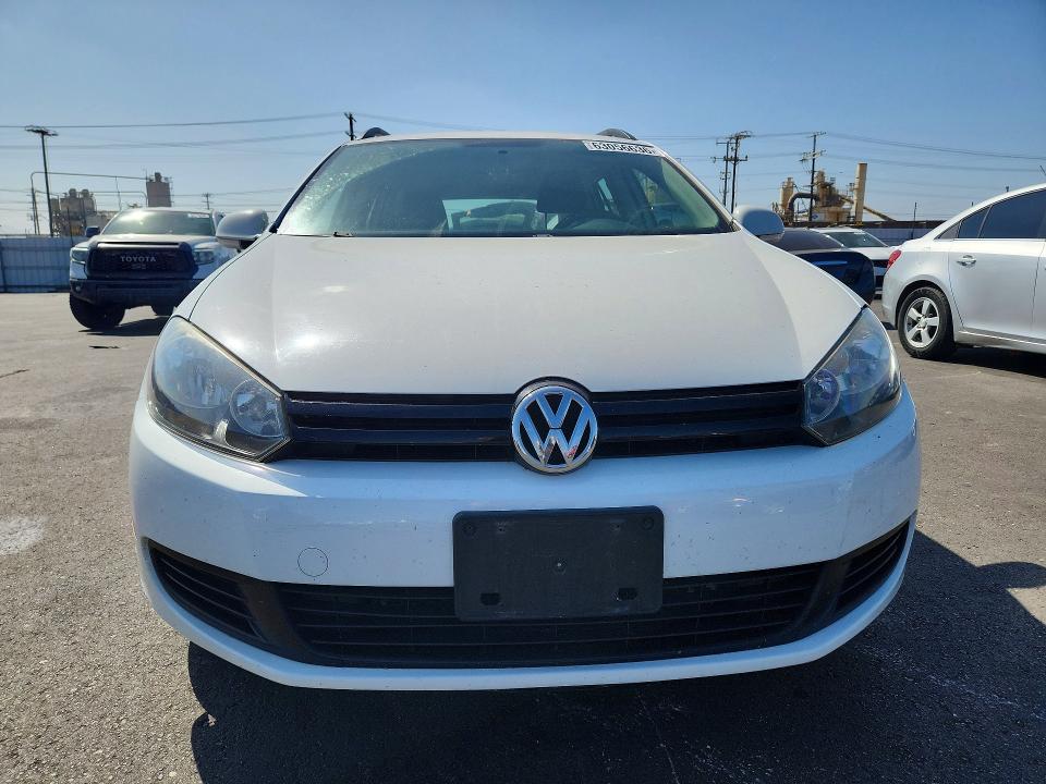 63056636 :رقم المزاد ، 3VWPP7AJ9EM614444 vin ، 2014 Volkswagen Jetta مزاد بيع