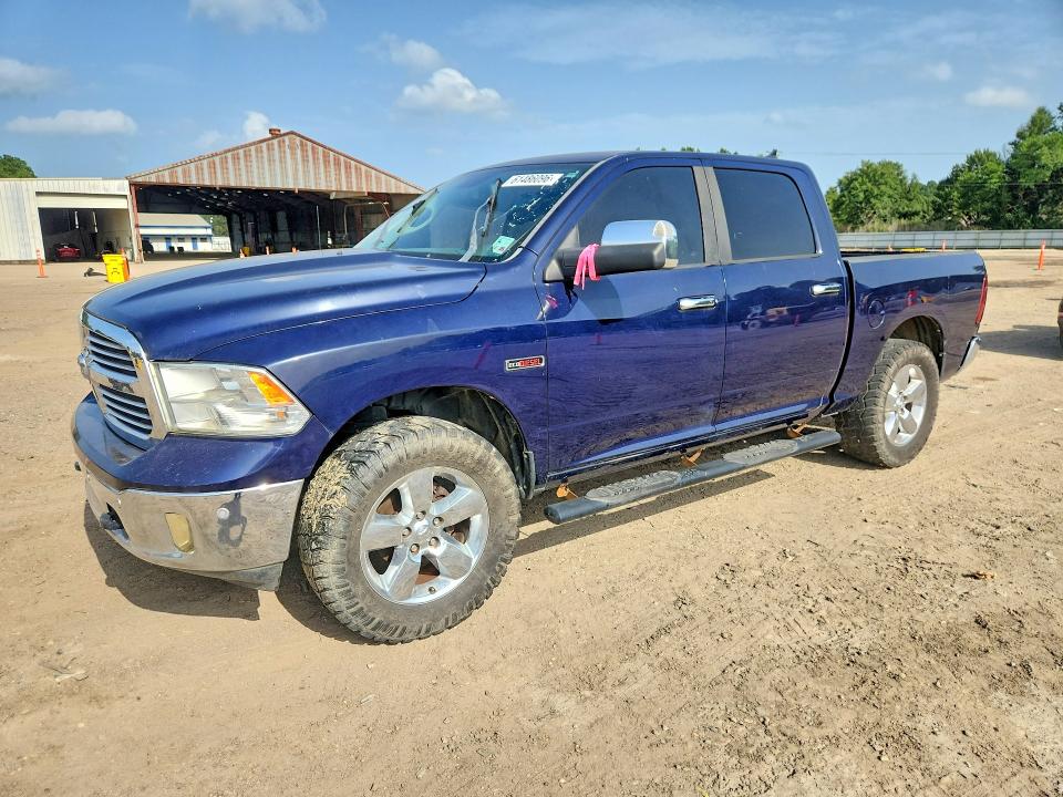 61486096 :رقم المزاد ، 1C6RR7LM5FS603518 vin ، 2015 Ram 1500 مزاد بيع